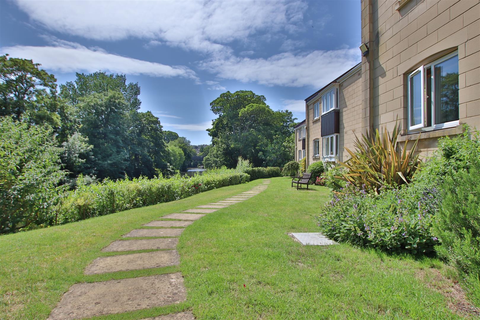 Bedford Court, Bath, BA1